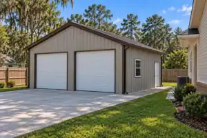 24x20x10 Metal Garage